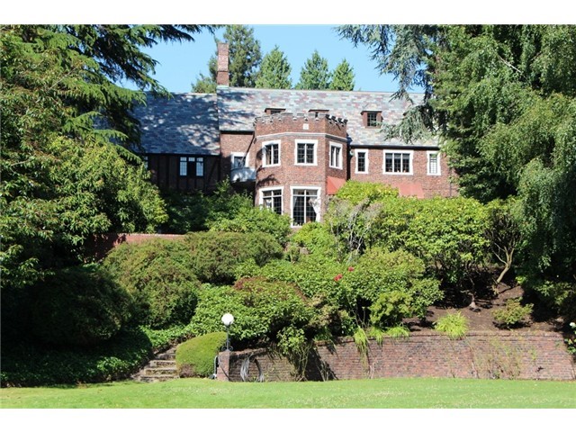 Landmark Lake Washington Estate with 3.11 acres of landscaped flowing gardens and low bank lake frontage. Stately 12,380 square-foot main house with additional 860 square-foot beach-front guest house directly on the Lake. Includes man-made island and sandy beach area. Large lakefront deck, hot tub, jet ski and boat lifts on the dock. Grandfathered water rights for property irrigation directly from the lake.